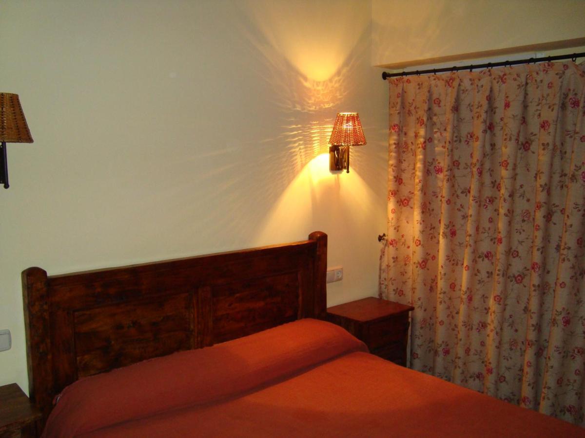Hotel Charle جاكا المظهر الخارجي الصورة