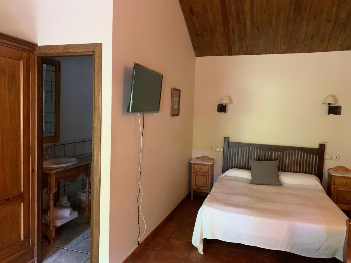 Hotel Charle جاكا المظهر الخارجي الصورة